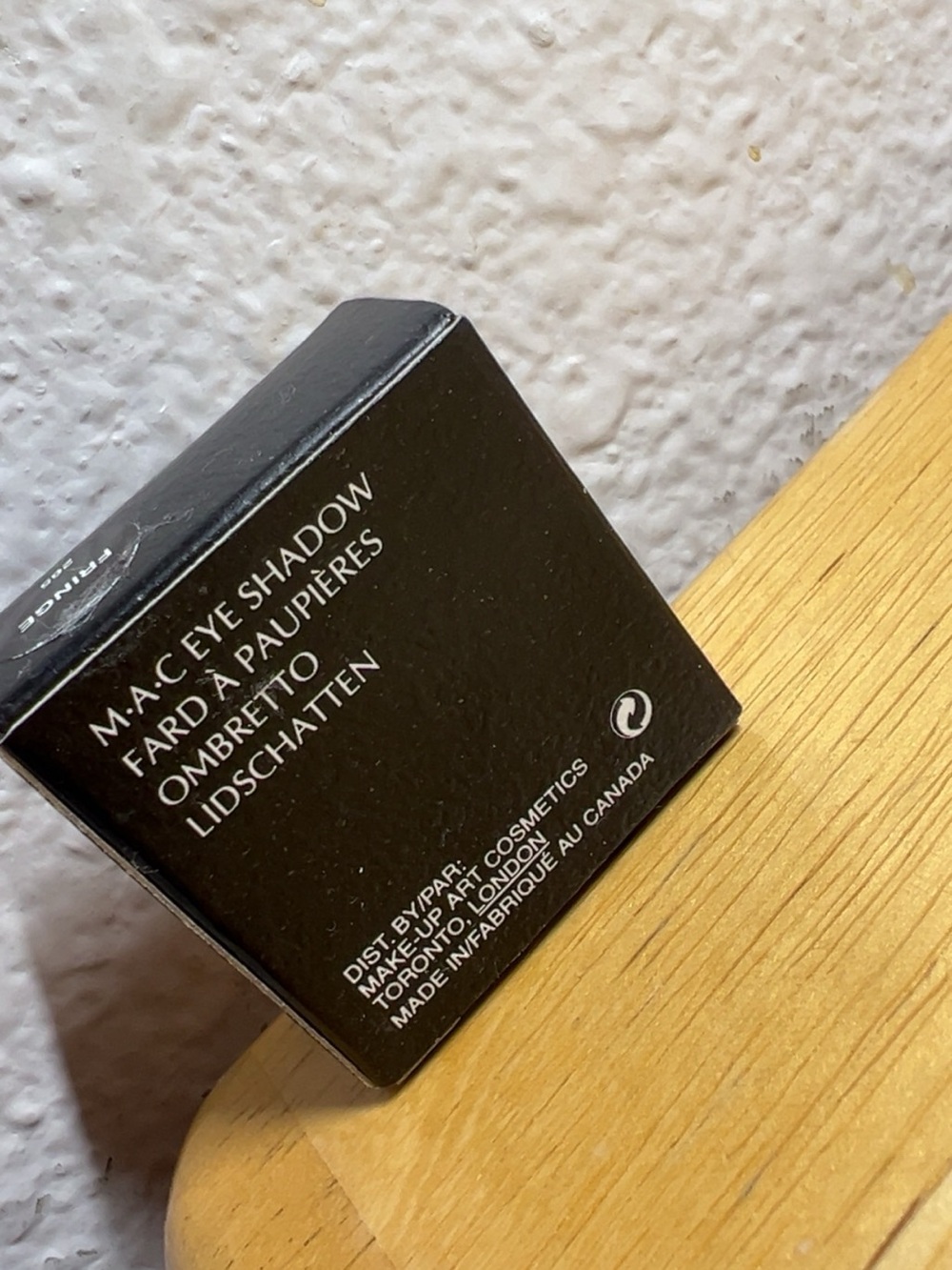 MAC Cosmetics Single Eyeshadow - Taupe Brown - Picture 4 of 5